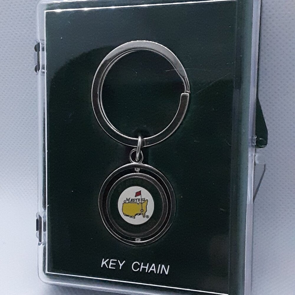 HOST PICK!! New Masters Golf Augusta Georgia key chain.
